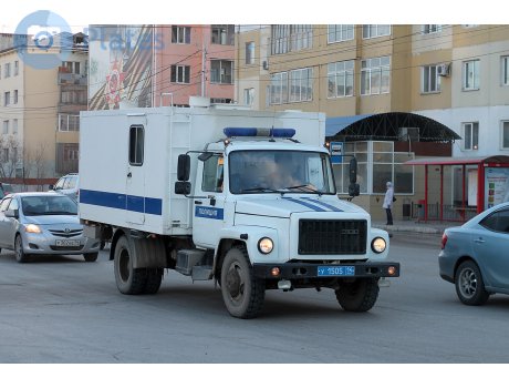 Арест!! “Я?? За что?!?” Вопрос не получивший ответа. И все. В первые сутки думаешь “Это ошибка! Разберутся – выпустят!”. Только потом приходит осознание, что ты тут надолго, а может и навсегда.